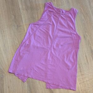 Athleta Lavender Pink Scoop Neck Tank
